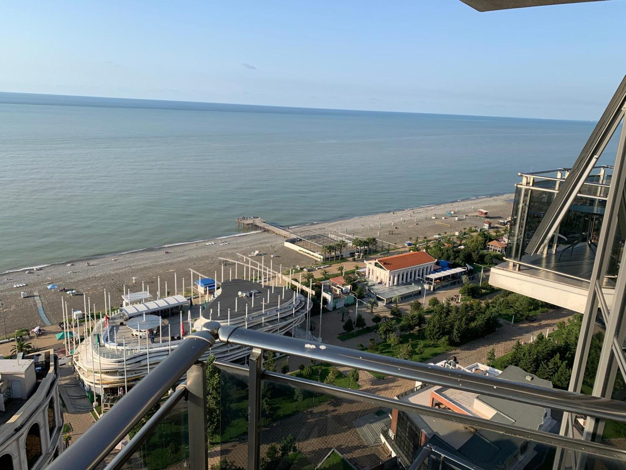 Orbi Sea Towers Batumi Resort 外观 照片